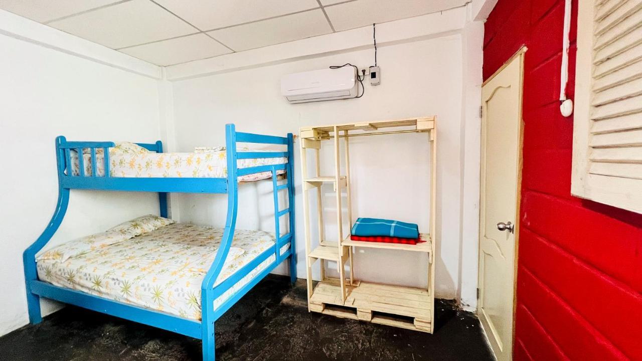 Arrecife Montanita Hostal المظهر الخارجي الصورة